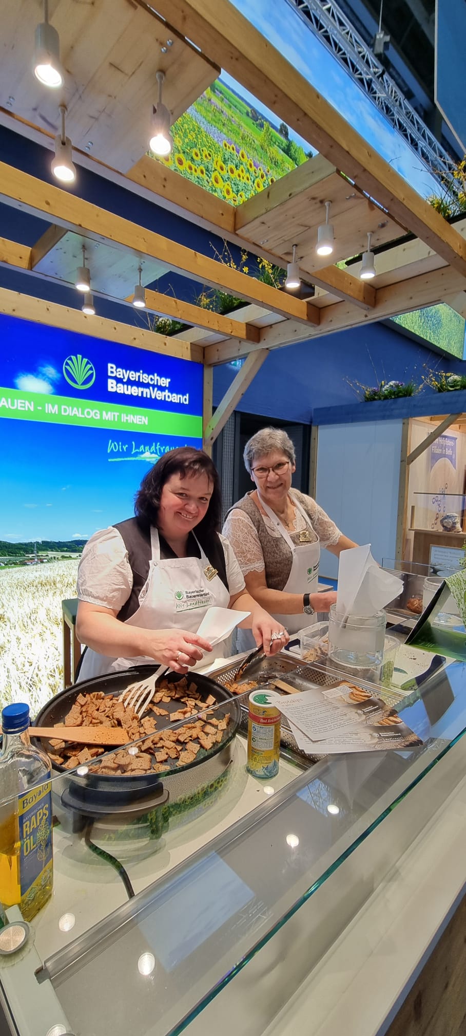  Grüne Woche 2024 in Berlin – mit Bayola – Bayola Bildidee 